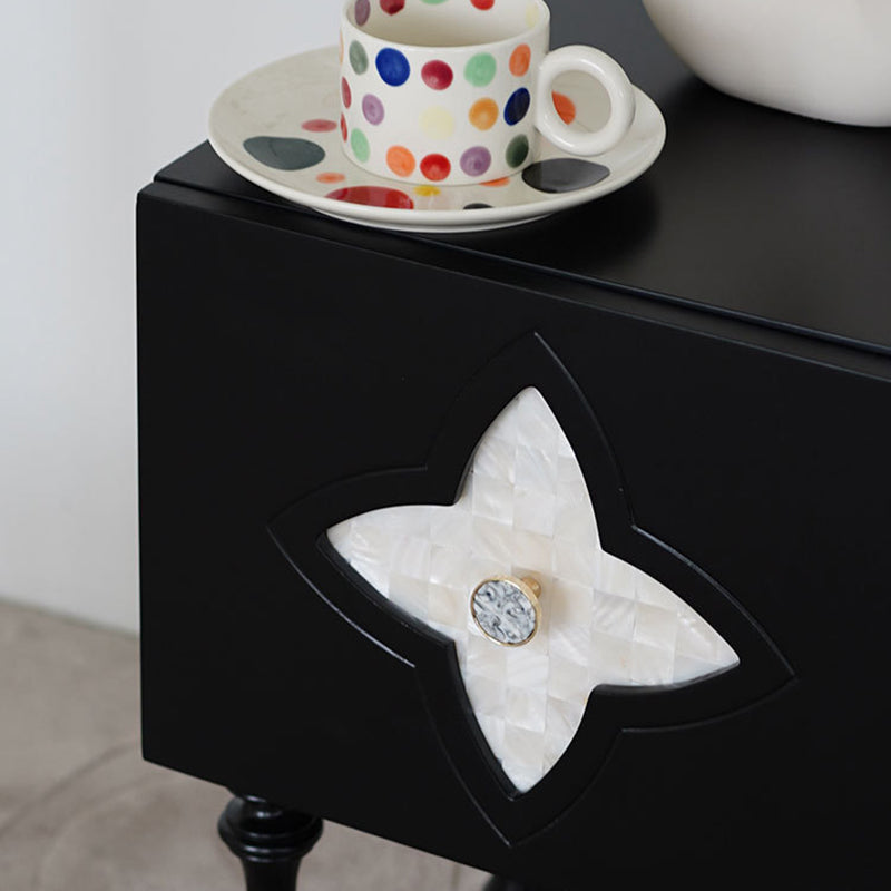 Scandinavian Clover Wood Nightstand 1-Cabinet
