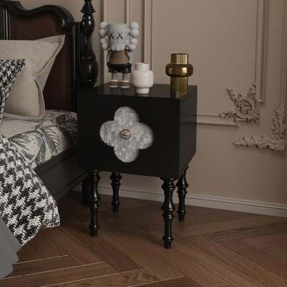 Scandinavian Clover Wood Nightstand 1-Cabinet