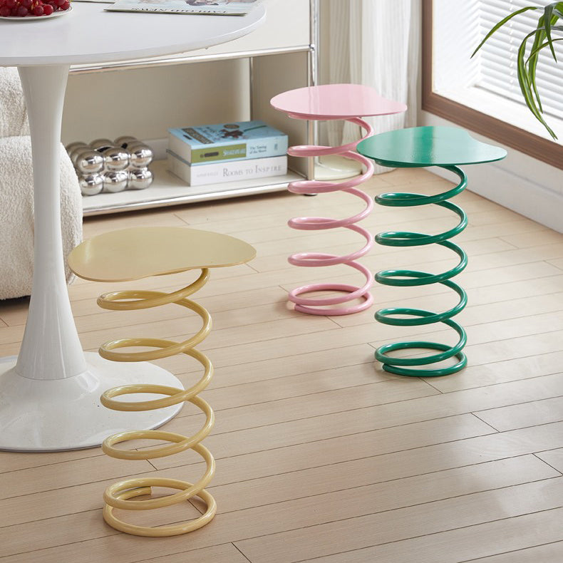 Spring-Shape Iron Side Table 1-Tier