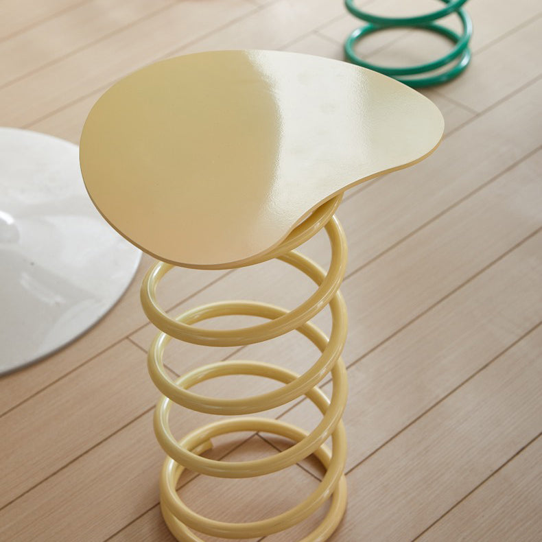 Spring-Shape Iron Side Table 1-Tier