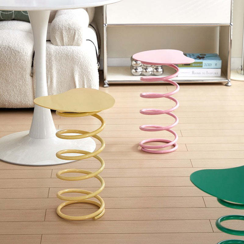 Spring-Shape Iron Side Table 1-Tier