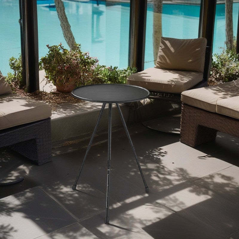 Modern Round Tripod Aluminum Outdoor Coffee Table — Green