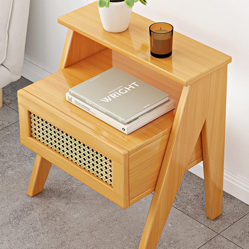 Minimalist Nan Bamboo Nightstand 1-Drawer