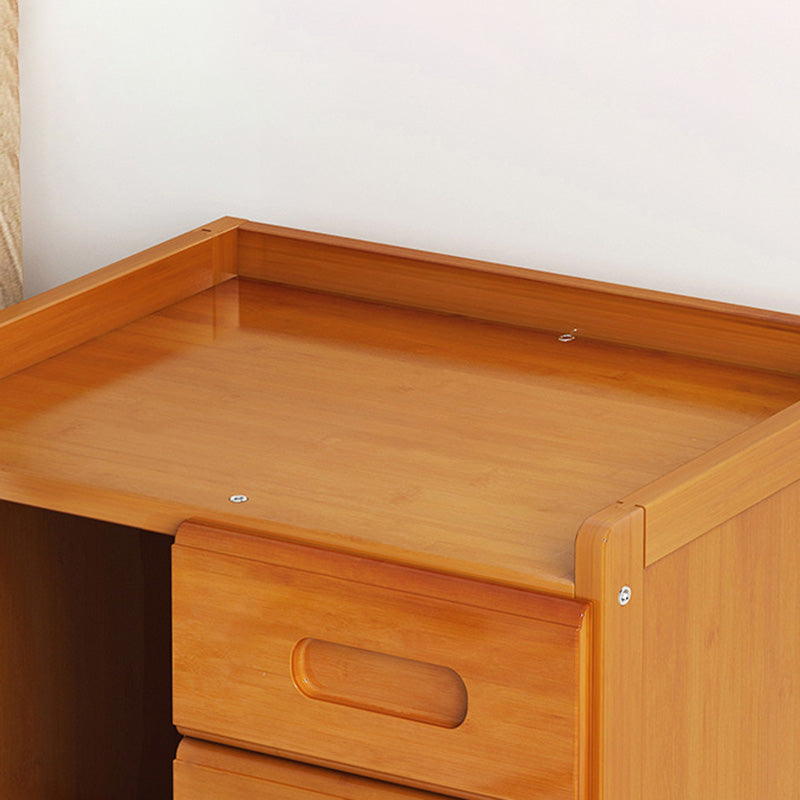 Minimalist Nan Bamboo Nightstand