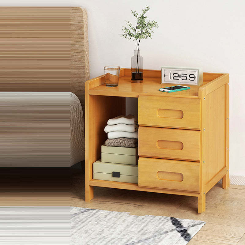 Minimalist Nan Bamboo Nightstand