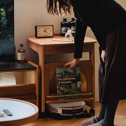 Nordic Movable Wood End Table