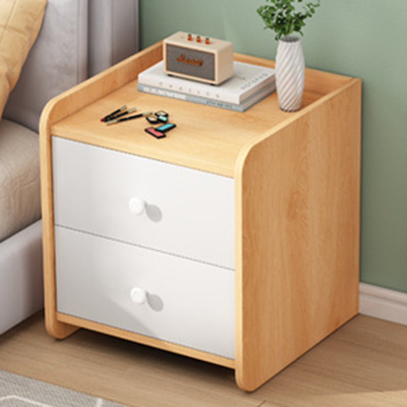 Scandinavian 2/3-Drawer Nightstand