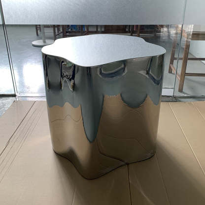 Minimalist Cloudy Cylinder Stainless Steel Side Table — Silver