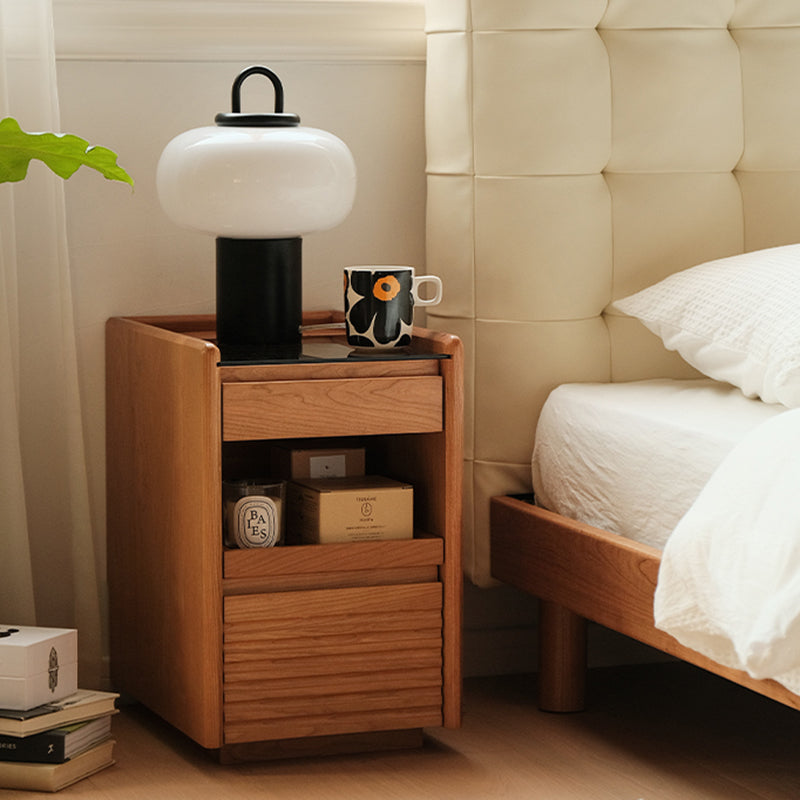 Retro Solid Wood Cube 3-Drawer Nightstand