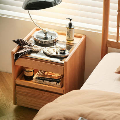 Retro Solid Wood Cube 3-Drawer Nightstand