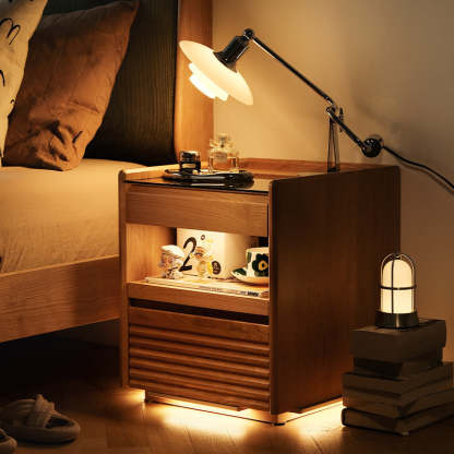 Retro Solid Wood Cube 3-Drawer Nightstand