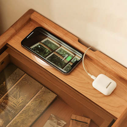 Retro Solid Wood Cube 3-Drawer Nightstand