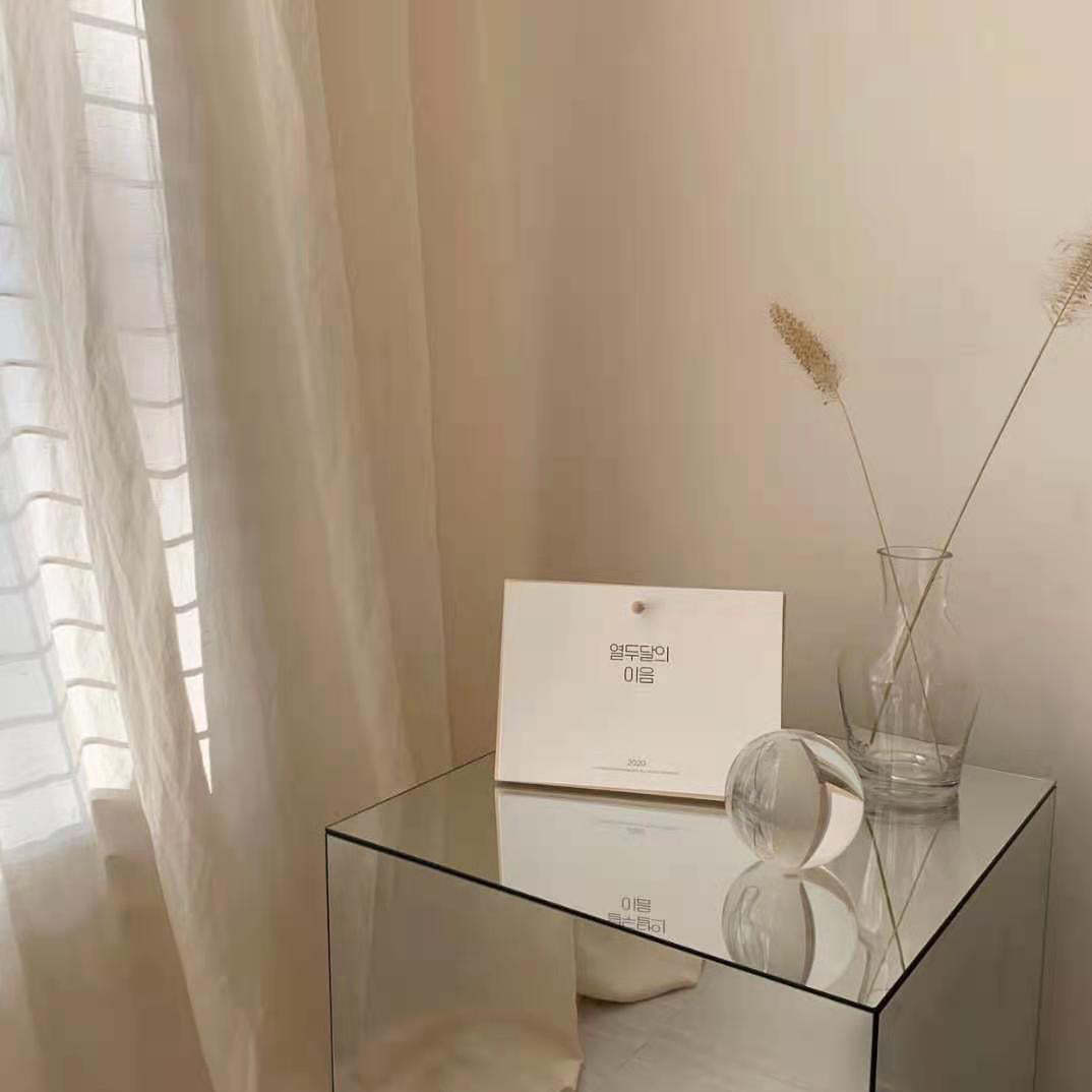 Minimalist Acrylic Mirror Cube End Table