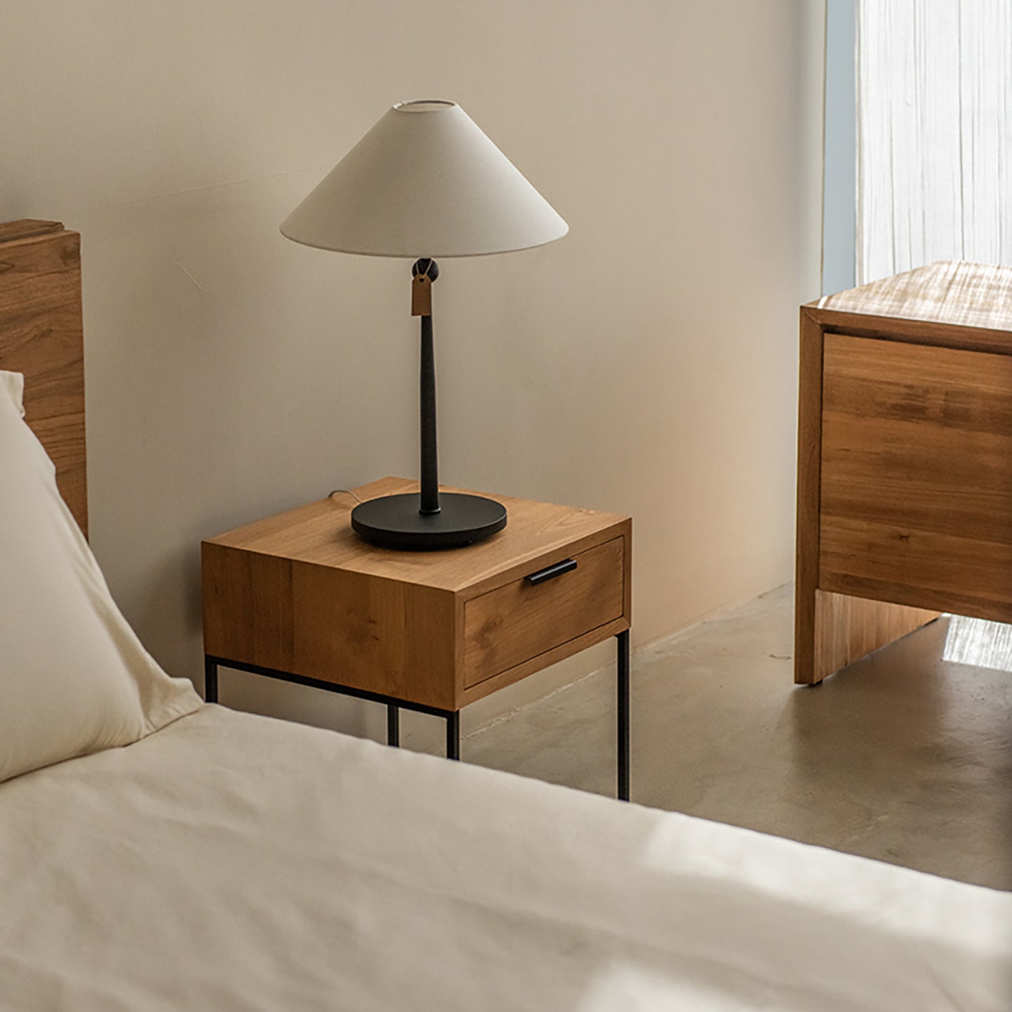 Japanese Wood Iron-Base Nightstand 1-Drawer