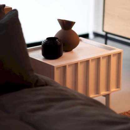 Minimalist Wood Cuboid Nightstand 1-Drawer