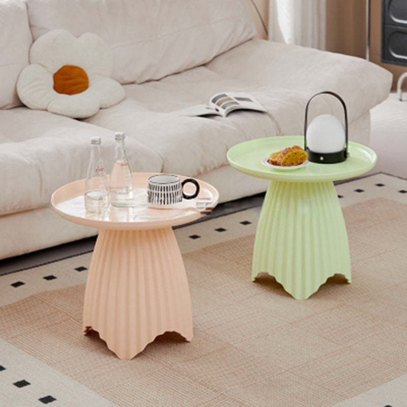 Scandinavian Lace Base Plastic End Table