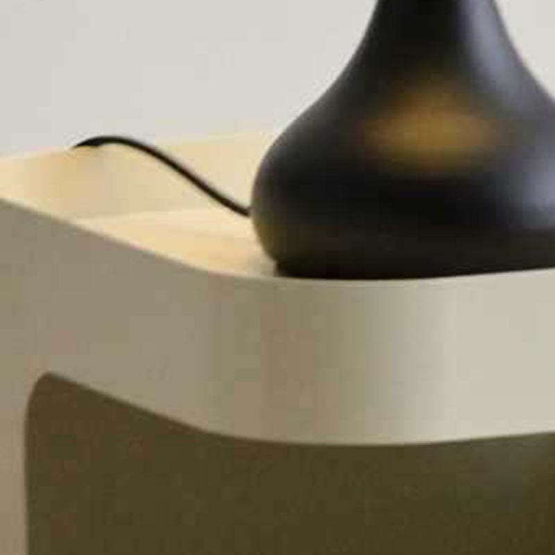 Scandinavian Cream Carbon Steel Side Table 3-Tier