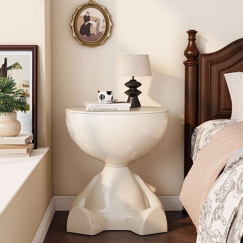Contemporary Bear Round Plastic Side Table