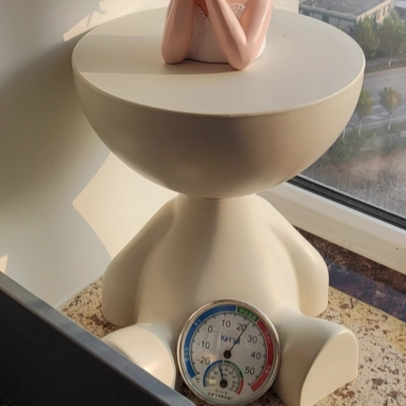 Contemporary Bear Round Plastic Side Table