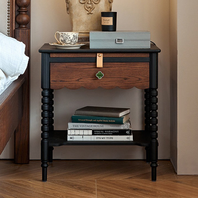 Vintage Expandable Red Oak 1-Drawer Side Table