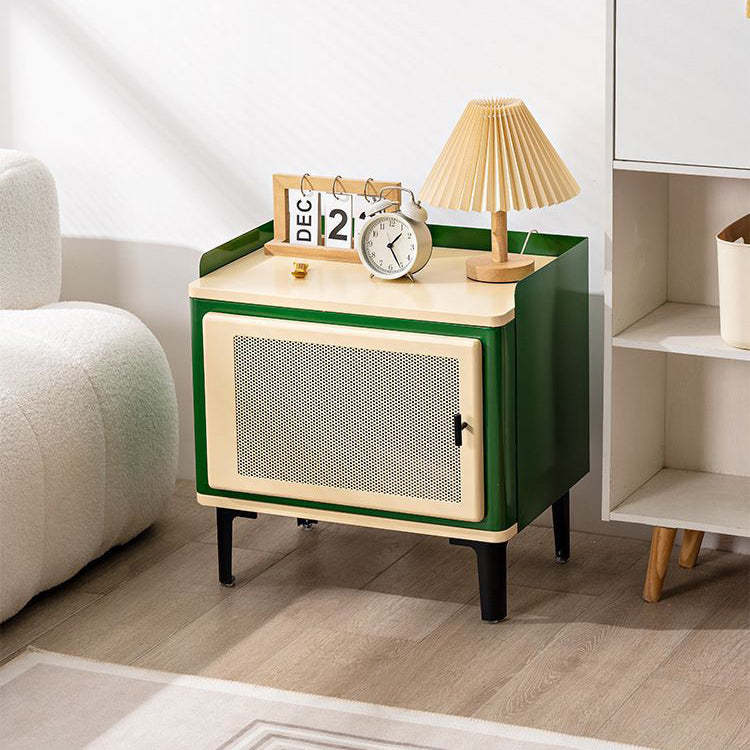 Scandinavian Wood Panel 1-Cabinet Nightstand — Green