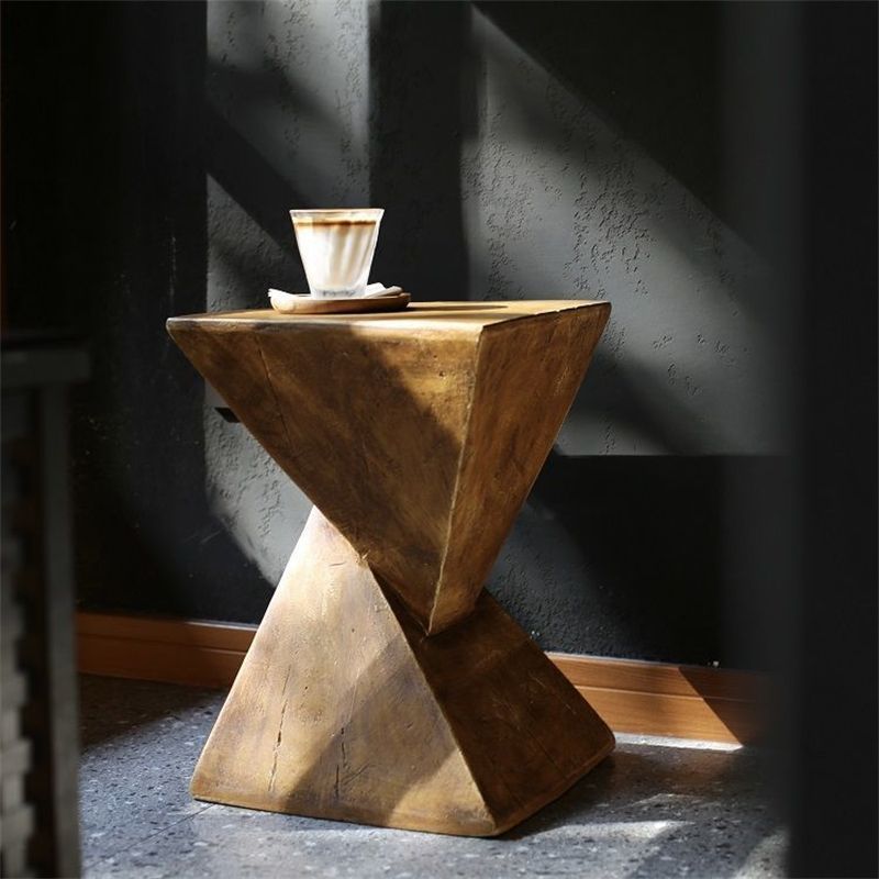 Staggered Triangle Magnesium Clay Side Table