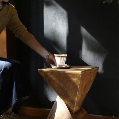 Staggered Triangle Magnesium Clay Side Table
