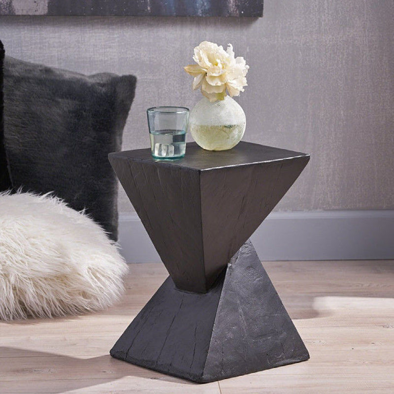 Staggered Triangle Magnesium Clay Side Table — Black