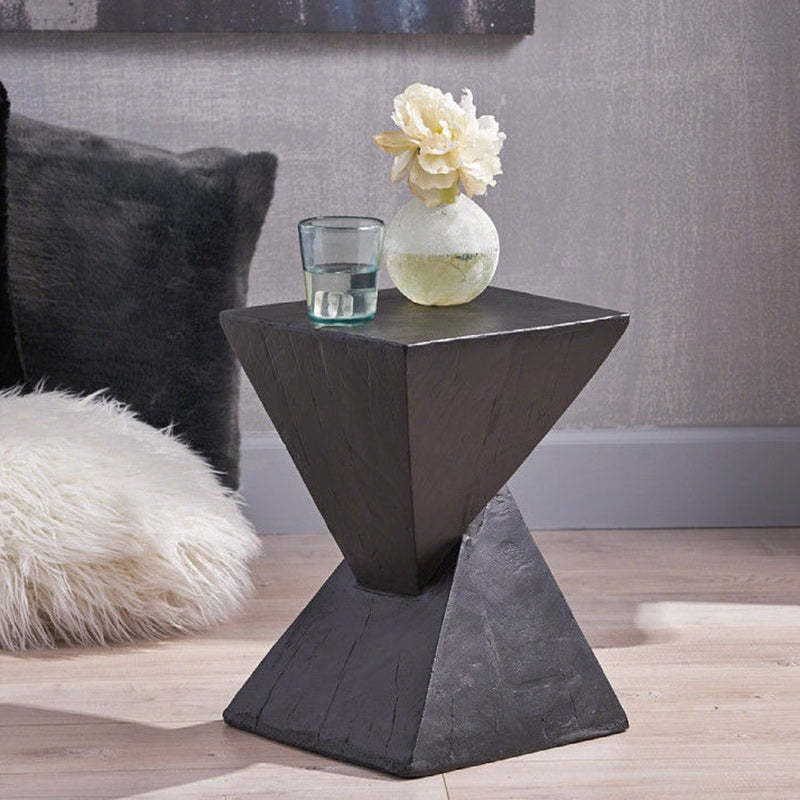 Staggered Triangle Magnesium Clay Side Table — Black