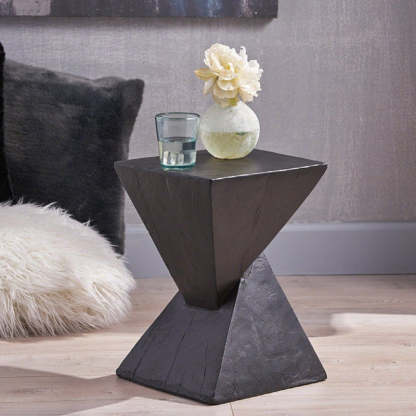 Staggered Triangle Magnesium Clay Side Table — Black