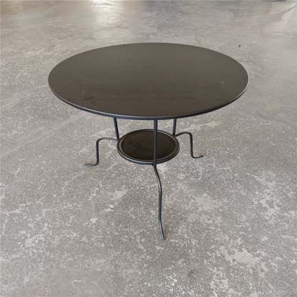 Minimalist Round Iron 3-Leg Coffee Table