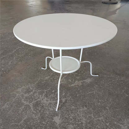 Minimalist Round Iron 3-Leg Coffee Table
