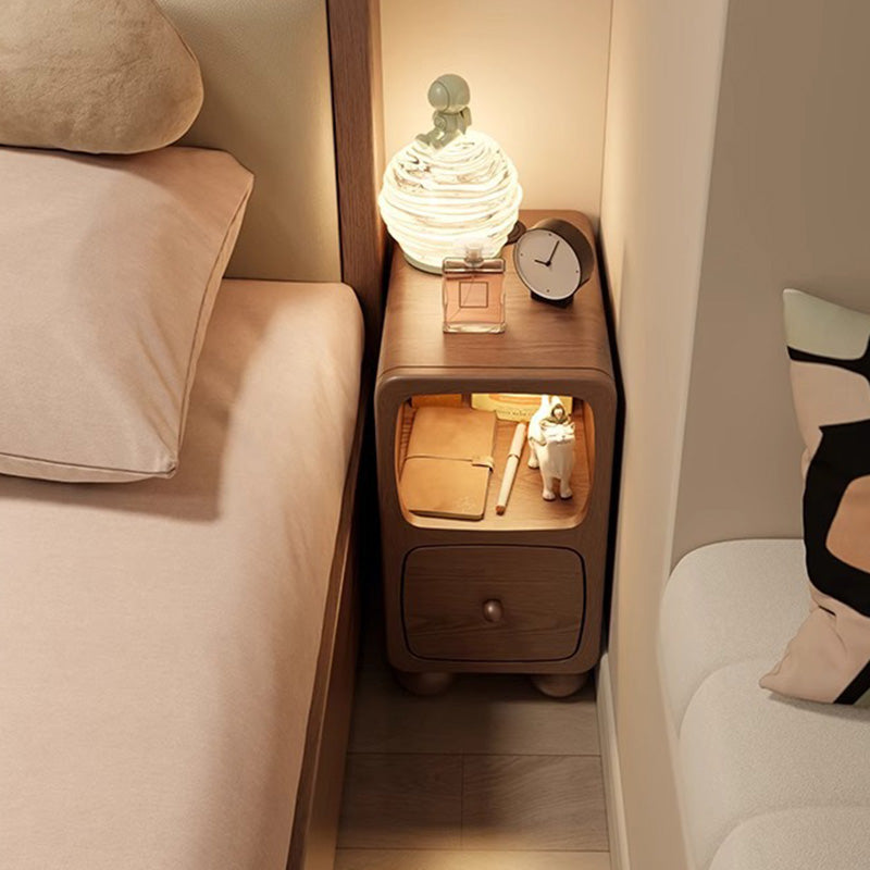 Modern Luxury Rubberwood Multi-Panel Nightstand