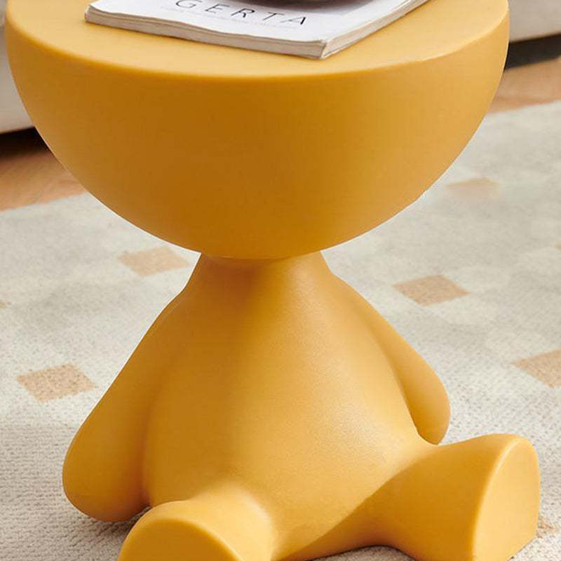 Round Plastic Side Table — Ginger