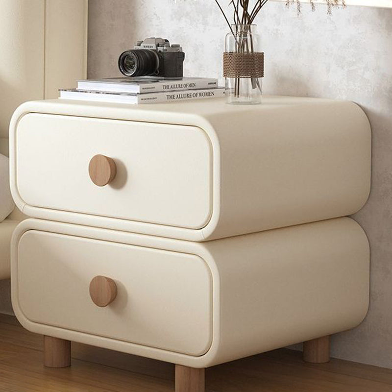 Scandinavian Wood 2-Drawer Nightstand