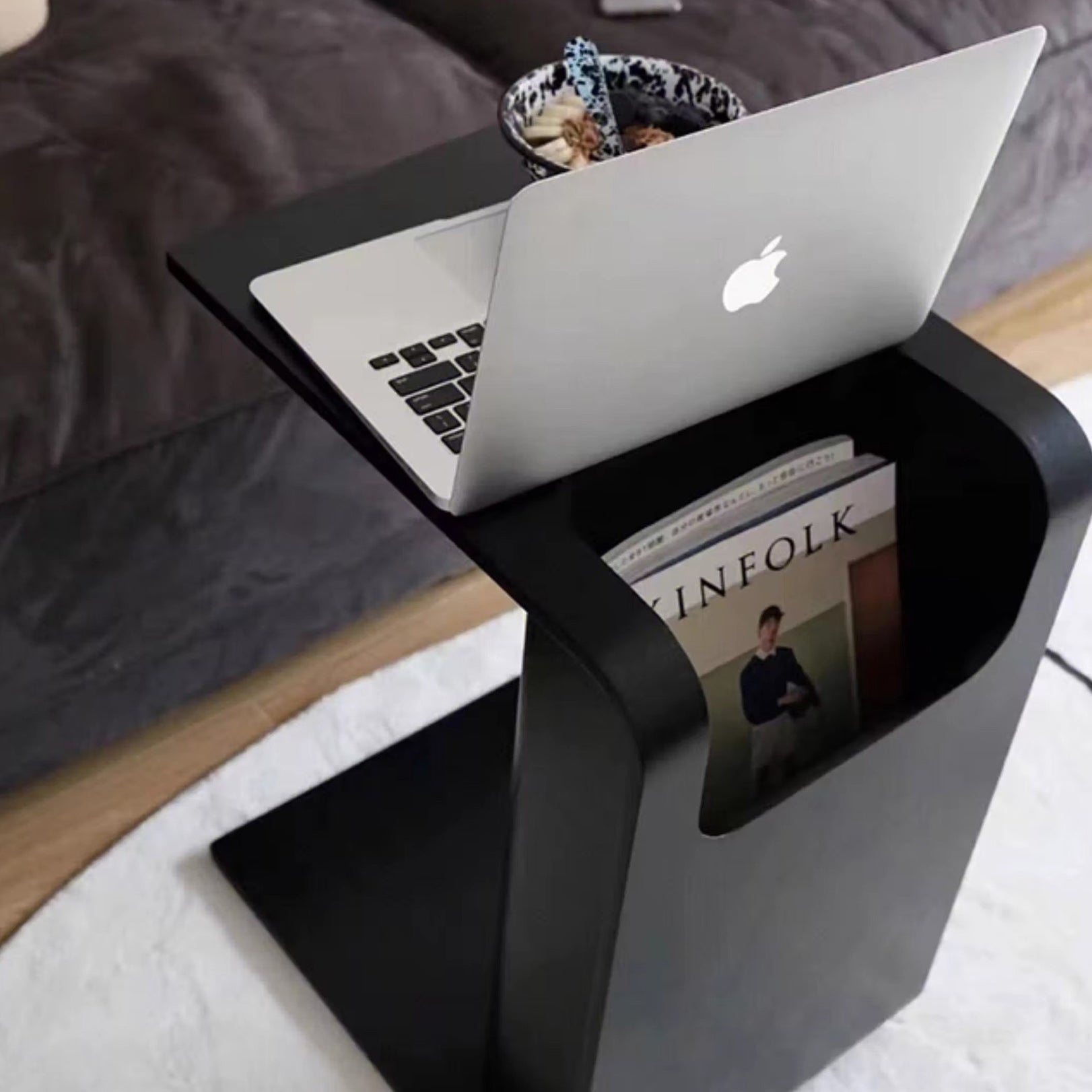 Minimalist Solid Wood Side Table with Storage