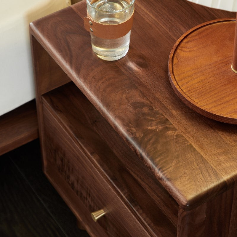 Shabby Black Walnut 1-Drawer Nightstand
