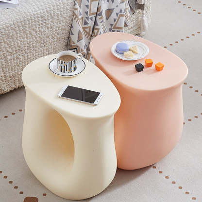 Art Deco Dopamine U-Shape Plastic End Table — Black