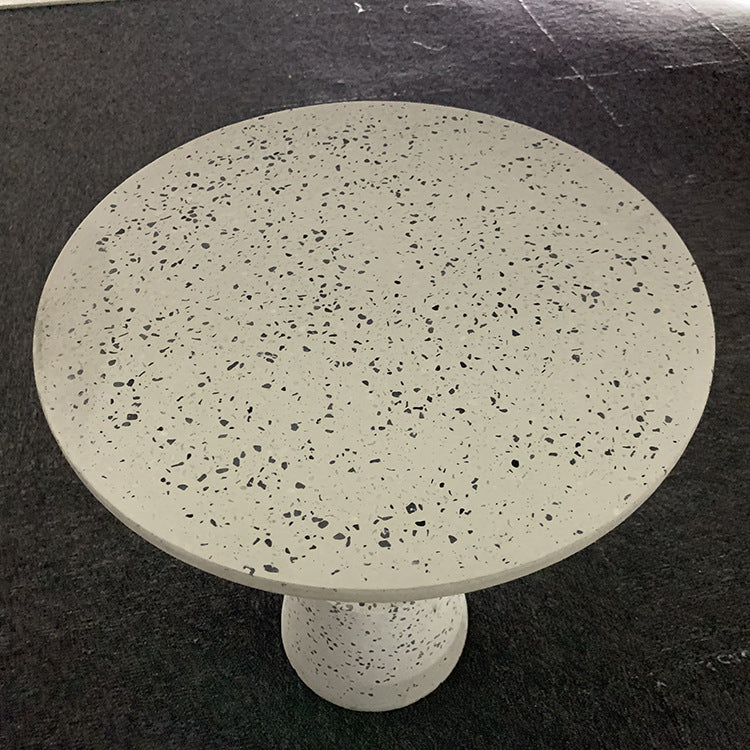 Scandinavian Tapered Graphite Iron End Table — Red