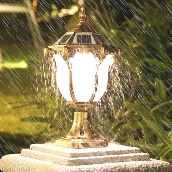 European Retro Die-Cast Aluminum Solar Garden