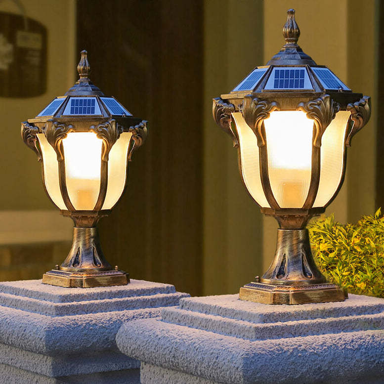 European Retro Die-Cast Aluminum Solar Garden