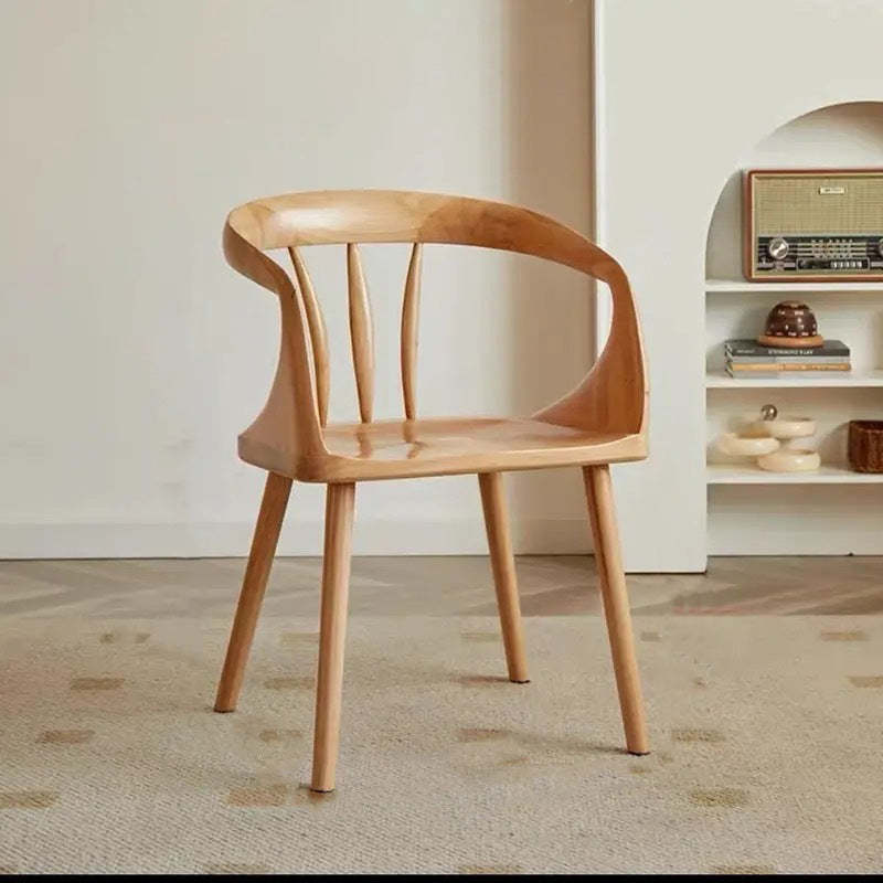 Nordic curved dining chairs & benches in wood — Cherry