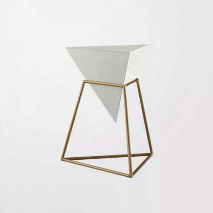 Modern Iron Rock Panel Triangle Side Table 1-Tier
