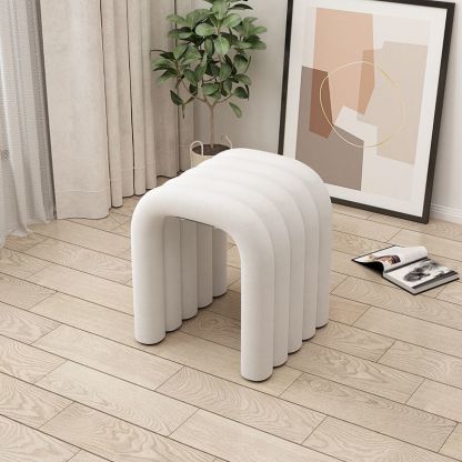 Minimalist U-Shape Lambswool Steel Chair — White
