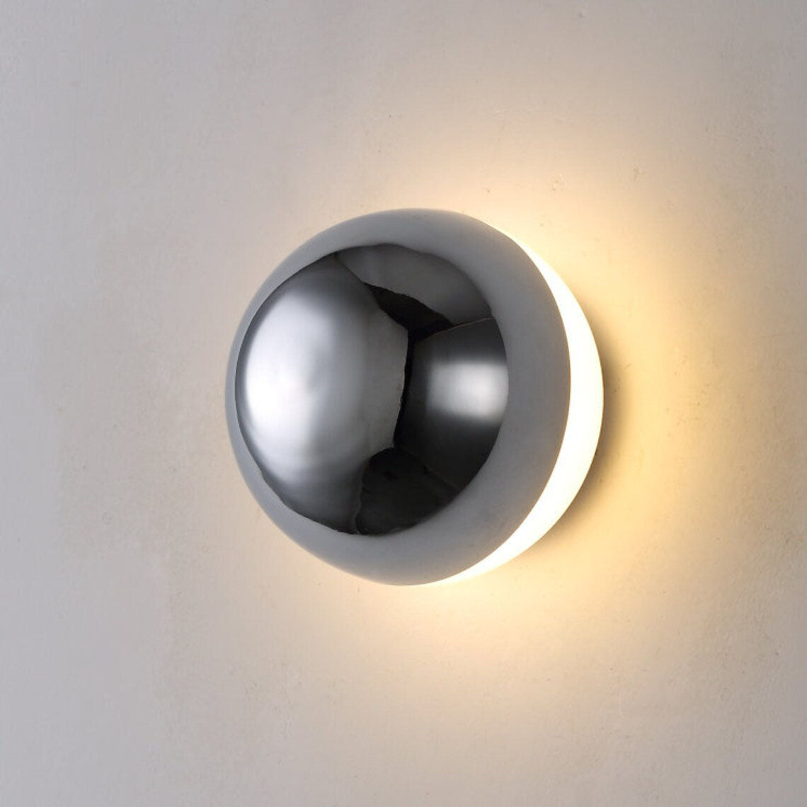 Modern Meteorite Semicircle Metal LED Sconce — Large - Gold / Warm Light (3000K) / 110V-120V For US/CA