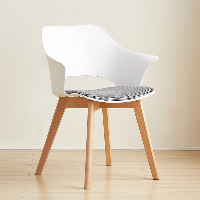 Nordic Curved Plastic Wood-Leg Dining Armchair