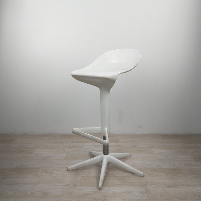 Nordic Plastic Metal Swivel Barstool