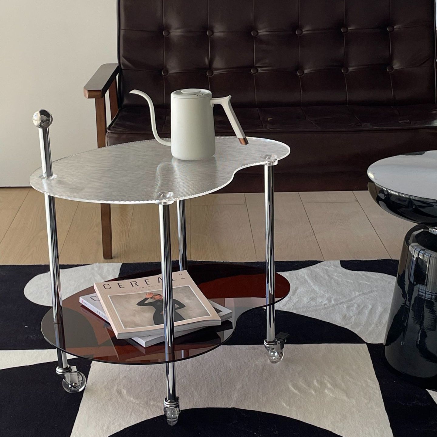 Minimalist Glass Mango-Shaped Side Table On Wheels 2-Tier — White