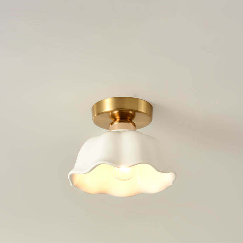 Scandinavian Iron Flower Diamond Light