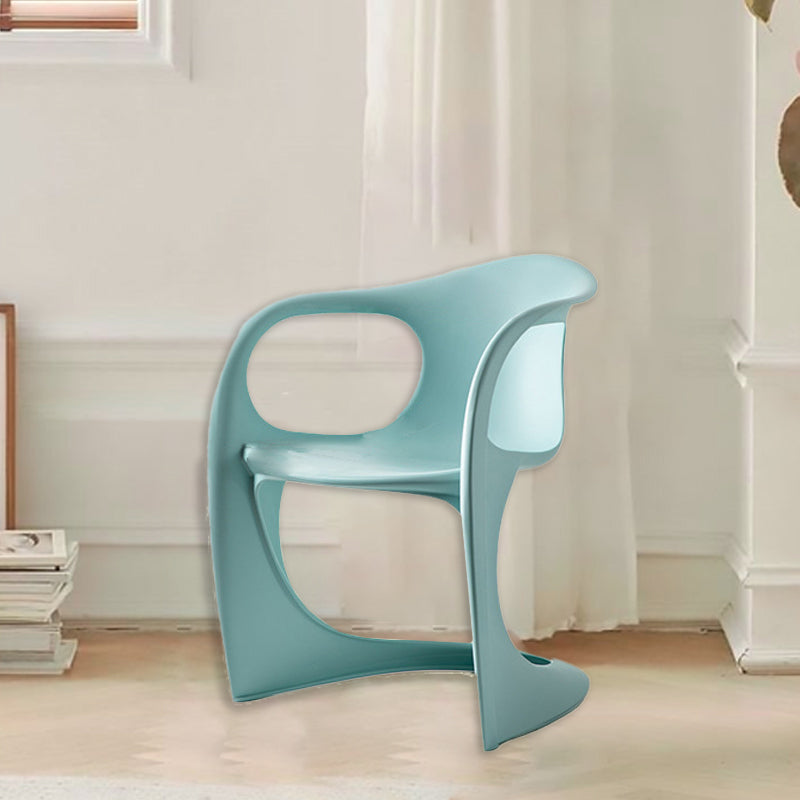 Scandinavian Curved Plastic Armchair — Green
